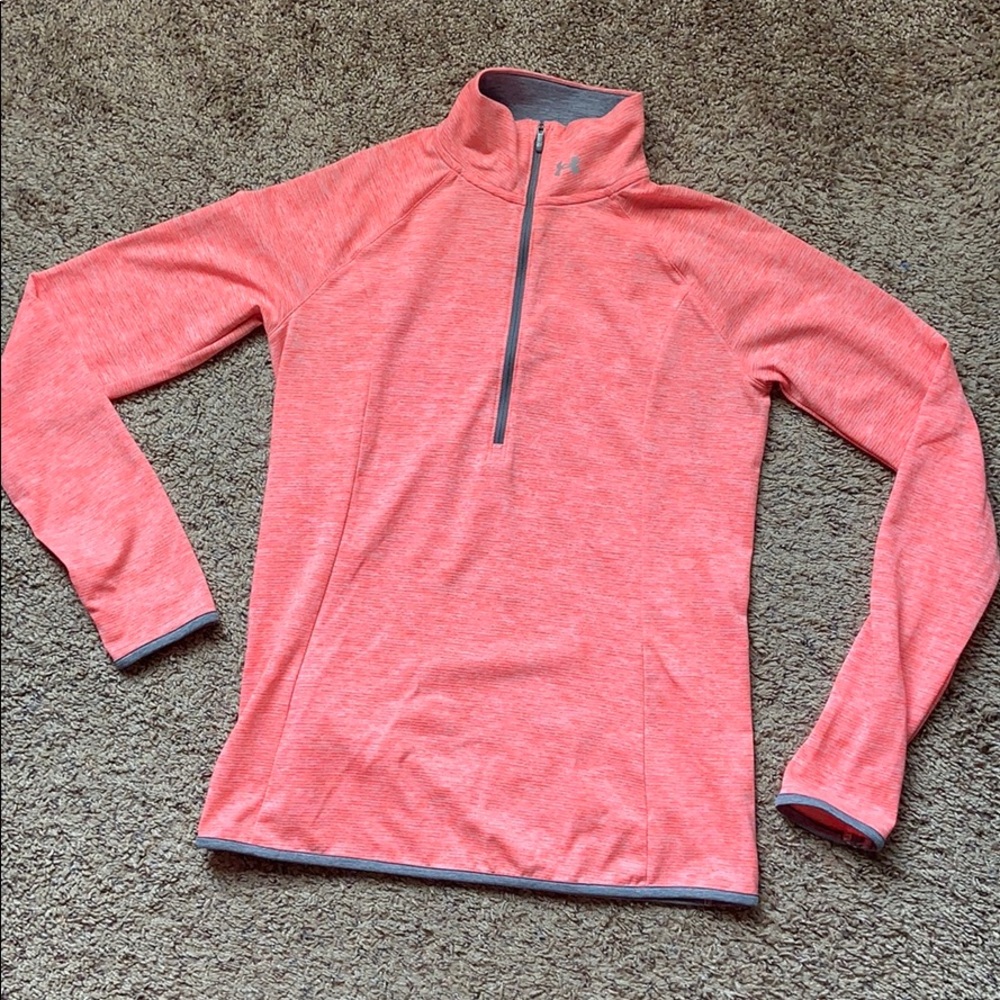 Under Armour Fitted Quarter Zip Jacket.🌀